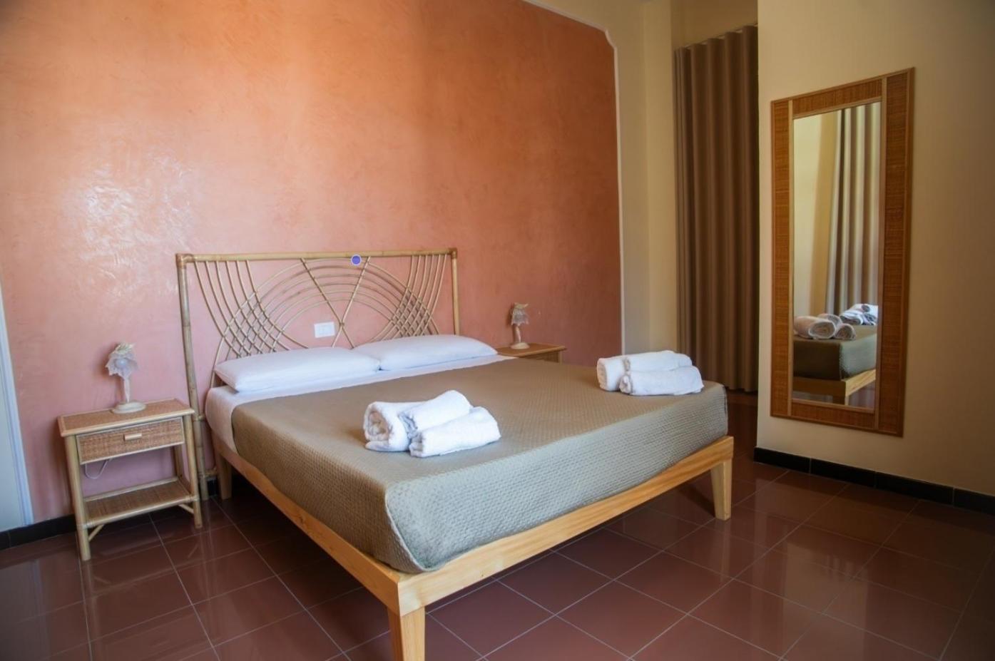 Hotel Della Piazza Pizzo  Luaran gambar